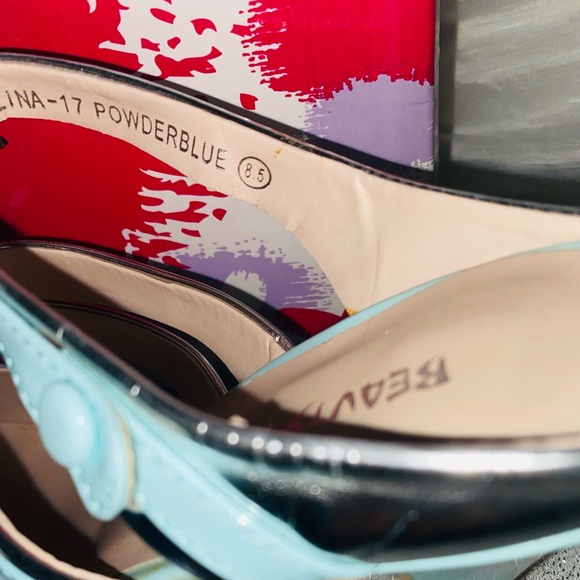 VINTAGE Size 8.5 pointe toe Mule heels “Tiffany’s” Powdered Blue - Picture 5 of 5